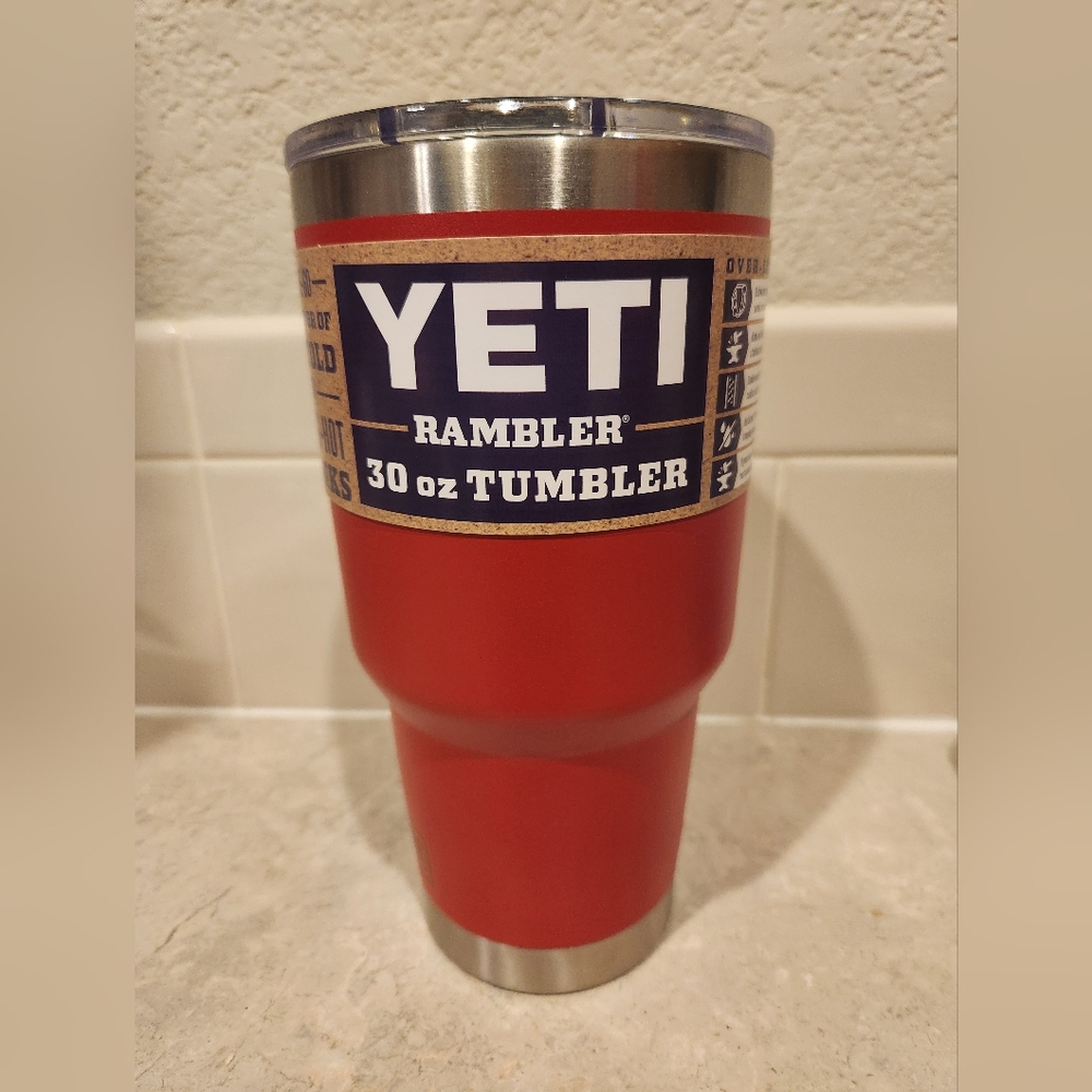 NWT YETI Rambler 30 oz Rescue Red BPA Free Tumbler with MagSlider Lid